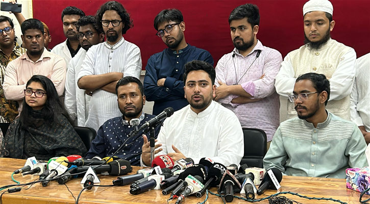 নিরাপত্তা নিয়ে উদ্বেগে জুলাই বিপ্লবের শহীদদের পরিবার: নাহিদ