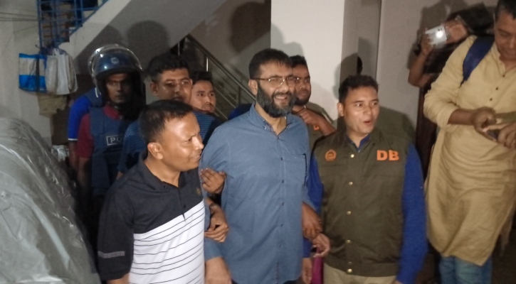গাইবান্ধার সাবেক এমপি সারোয়ার কবীর দিনাজপুরে গ্রেপ্তার