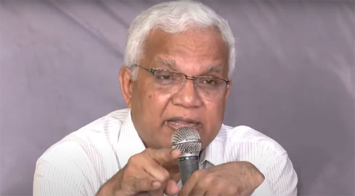 ‘মানুষ মারার পরামর্শদাতারা কীভাবে সাংবাদিক হয়’